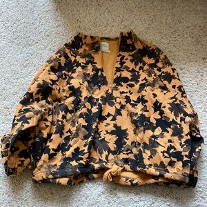 Urban outfitters 🍁 sweater half zip